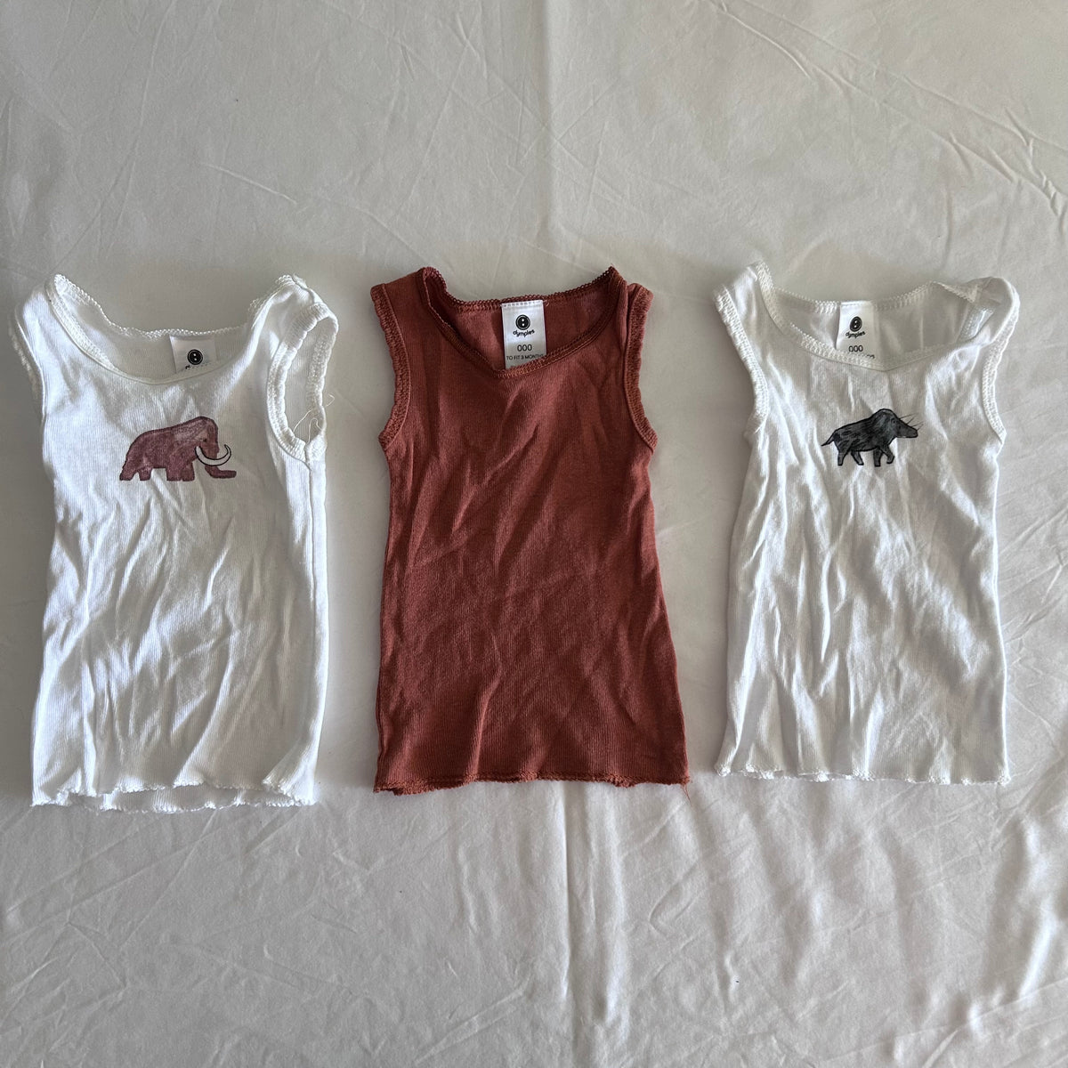 Dymples Vest / Singlet Set of 3 Baby Age 000 Rust & White