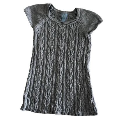 Baby Gap Age 2 short sleeve cable knit sweater in grey with cable knit — gently loved condition.