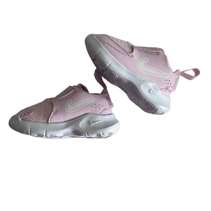 Nike 10cm | EUR 19.5 slip-on sneakers with velcro strap in pink and white with tonal nike swoosh logo, perforated detailing, swirl pattern on sole — like new condition.