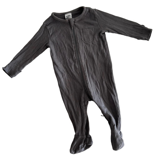 Anko Baby Age 000 long sleeve zip footed onesie in charcoal grey with ribbed texture, pocket on front — gently loved condition.