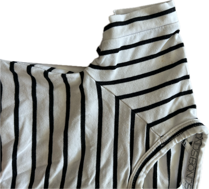 Bonds Zippy Short Sleeved Romper Baby Age 00 Black & White Stripes