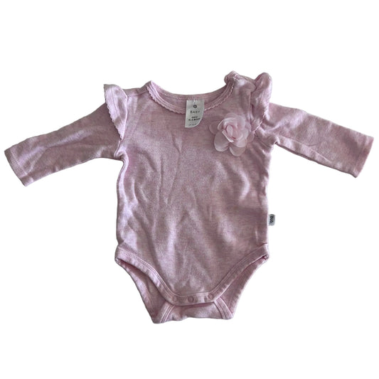 Target Age 000 long sleeved flutter sleeve bodysuit in pink with floral applique, lace trim neckline and sleeve edges, gently loved condition.