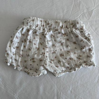 Miann & Co Baby Shorts Age 00 White and Pink Ditsy Floral