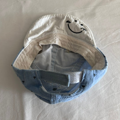 Belle-Chao Cap Blue and White All-over Triangle Pattern
