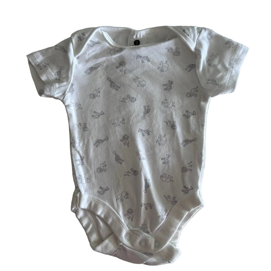 Dymples Age 00 short sleeve bodysuit in white with all-over grey safari animal print (giraffes, elephants, zebras, lions) — gently loved condition.
