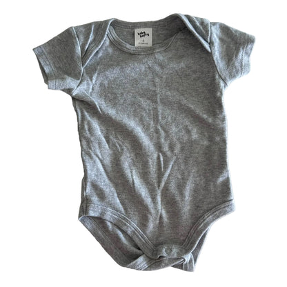 Baby Berry Age 0 short sleeve bodysuit in grey marle with plain — gently loved condition.