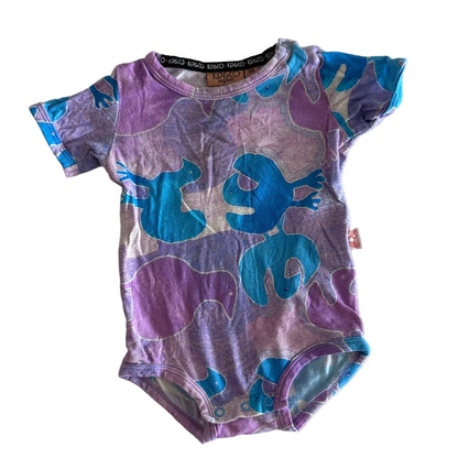 Kip&Co Age 00 short sleeve bodysuit in purple, blue, white with all-over print — gently loved condition.